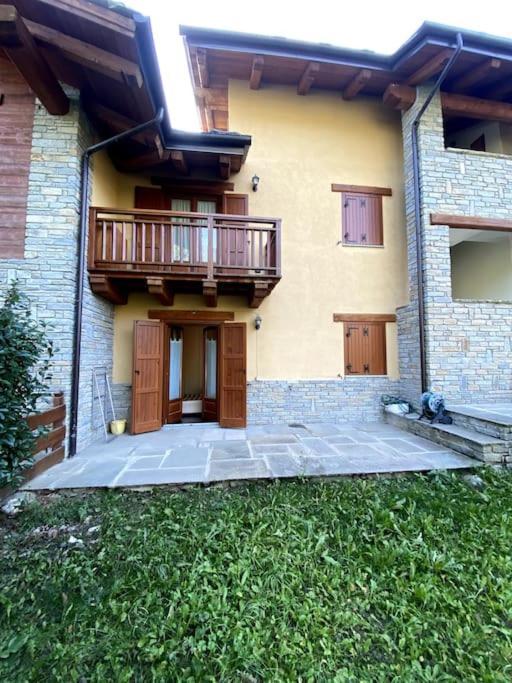 Incantevole Appartamento Con Giardino - Garage Privato E Free Wifi Oulx Eksteriør billede